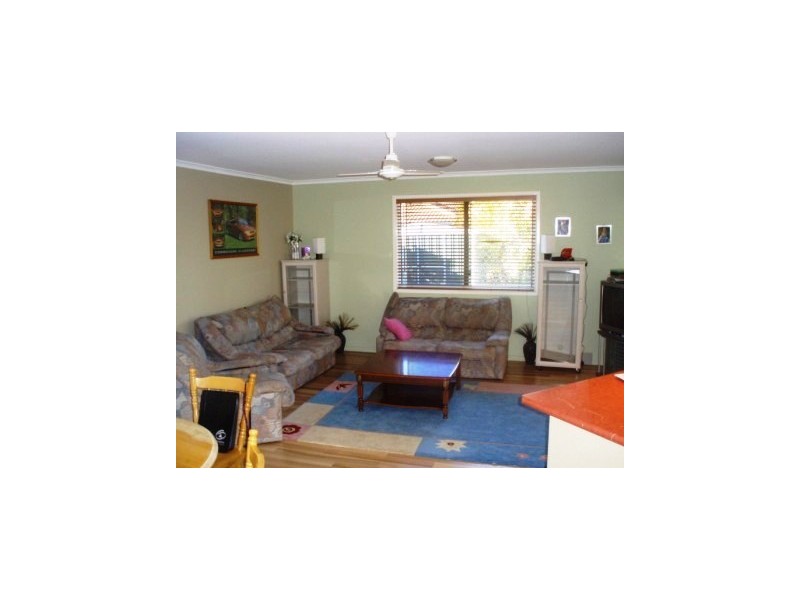 2/18 Traill Crescent, Currimundi QLD 4551