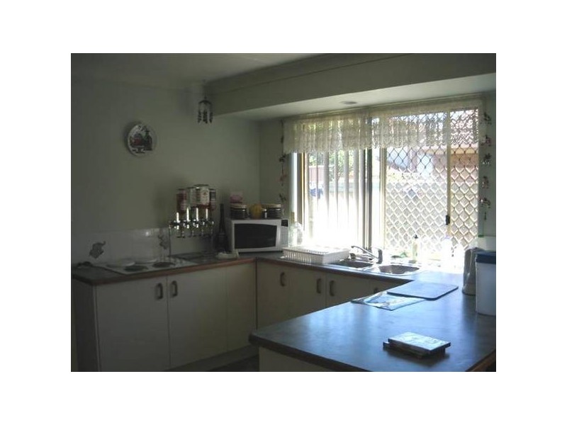 18 Marana Street, Warana QLD 4575