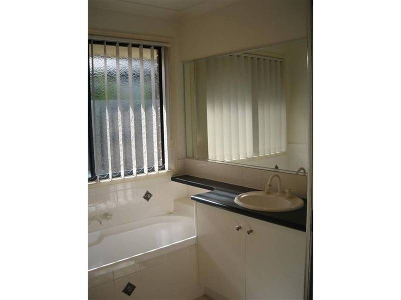 1 Carree Street, Caloundra West QLD 4551