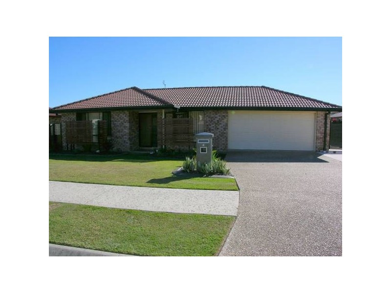 4 Village Way, Little Mountain QLD 4551