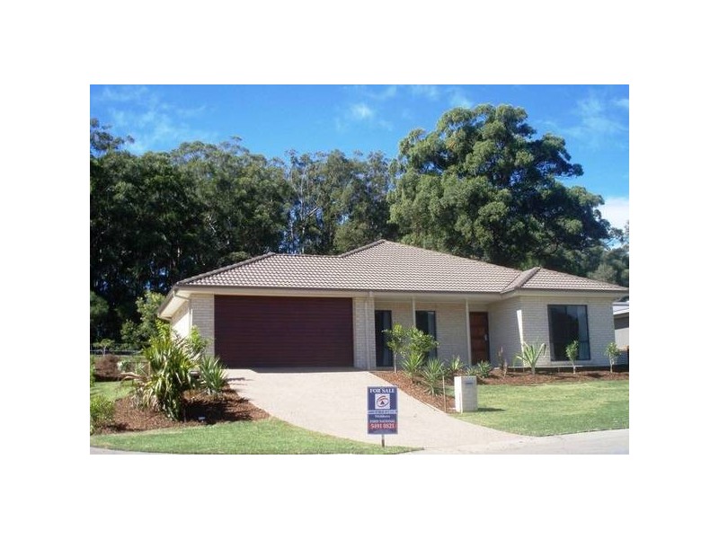 3 Somerset Lane IVADALE LAKES, Little Mountain QLD 4551