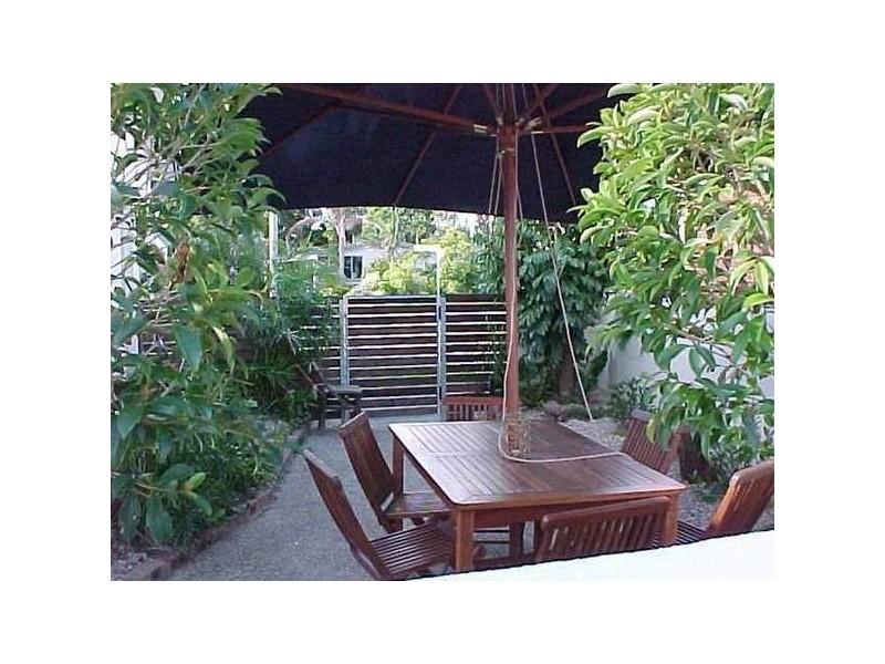 2 Careen St, Battery Hill QLD 4551