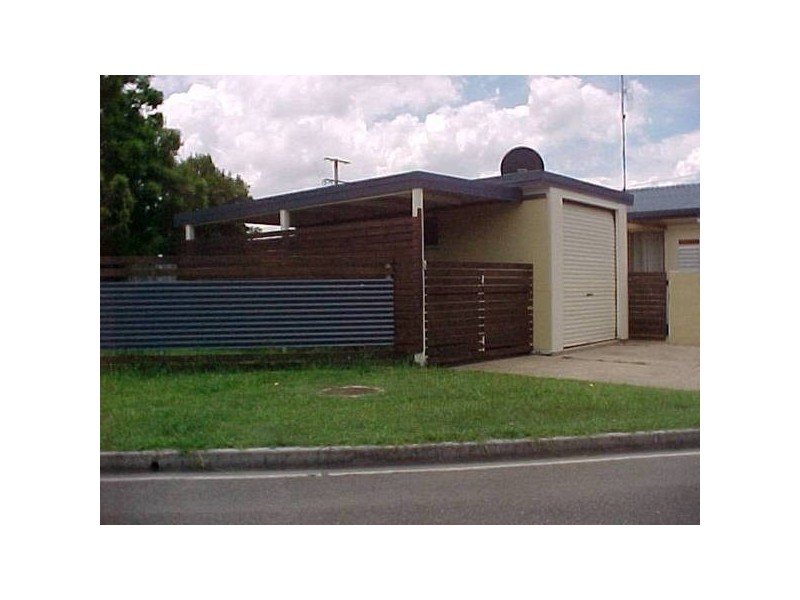 2 Careen St, Battery Hill QLD 4551
