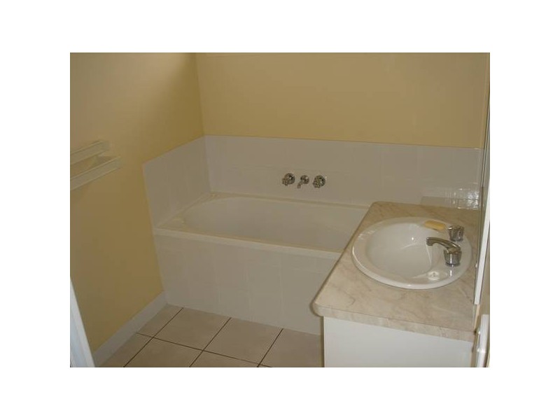 26 Springs Drive, Little Mountain QLD 4551