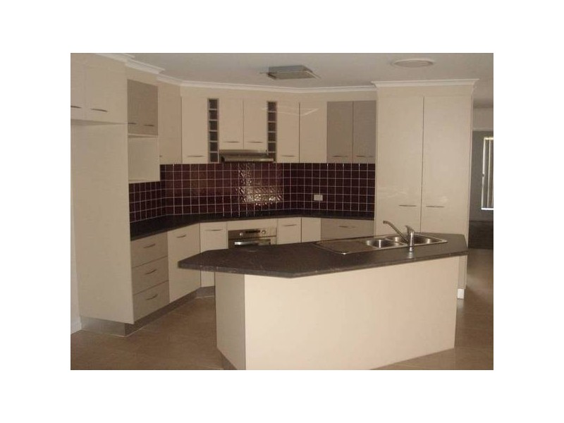 1 Barrine Street, Caloundra West QLD 4551