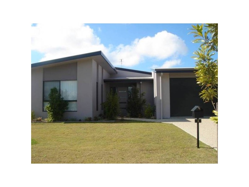 1 Barrine Street, Caloundra West QLD 4551
