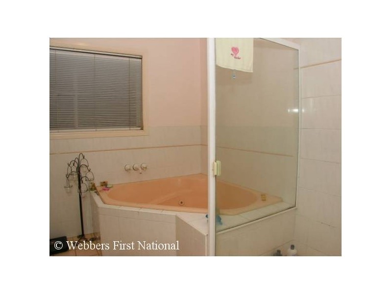 8 Harrier Street, Caloundra QLD 4551