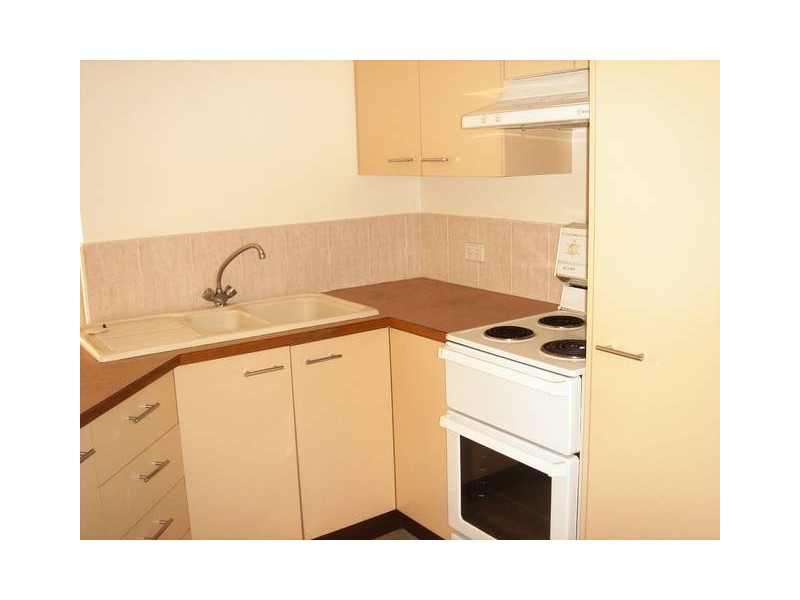 5/38 Milbong Street, Battery Hill QLD 4551