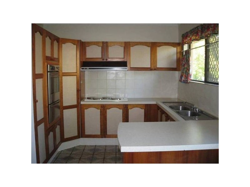 2 Bofors Street, Battery Hill QLD 4551