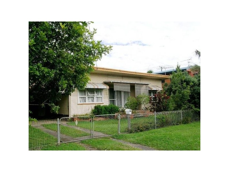 10 Mackay Street, Caloundra QLD 4551