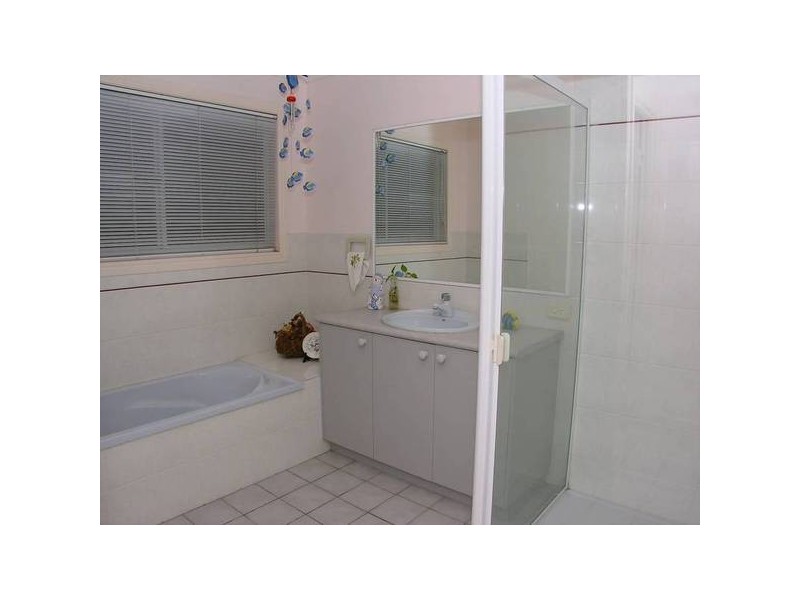 8 Harrier Street, Aroona QLD 4551