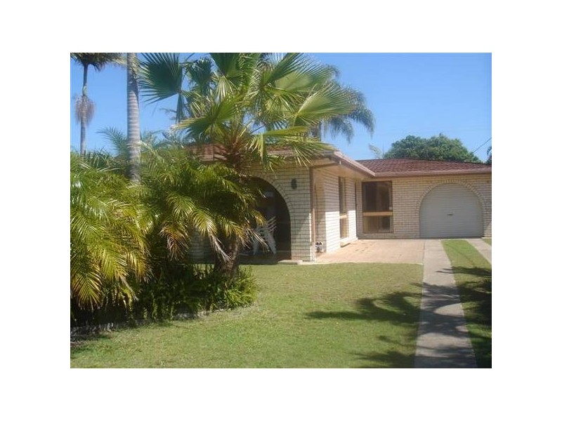 6 Balyata Street, Warana QLD 4575