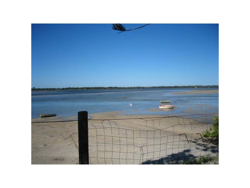 1/68 Landsborough Parade, Golden Beach QLD 4551