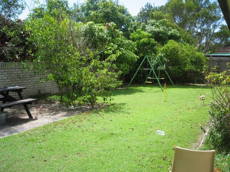 5 Minkara Street, Warana QLD 4575