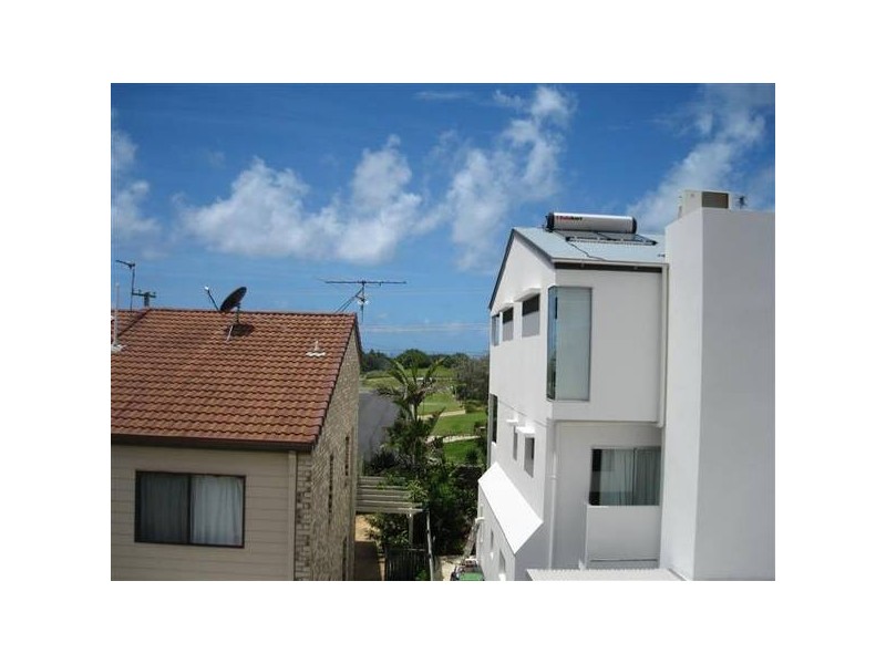 4/1 Boorook Street, Buddina QLD 4575