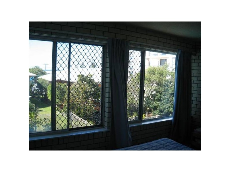 2/16 Moreton Parade, Kings Beach QLD 4551
