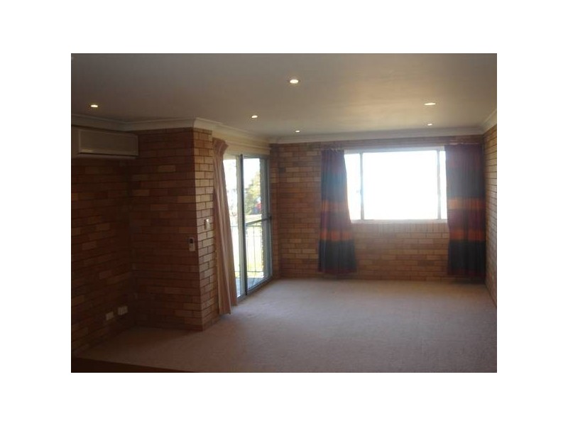 12/12 Coonowrin Street, Battery Hill QLD 4551