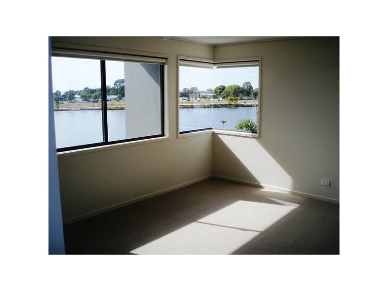 10/11 Innovation Parkway, Kawana Waters QLD 4575