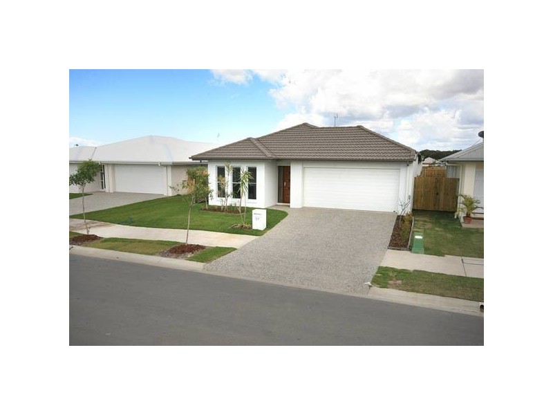 27 Howitt Street, Caloundra QLD 4551