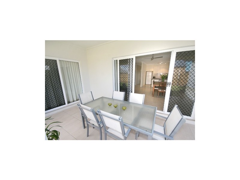 27 Howitt Street, Caloundra QLD 4551
