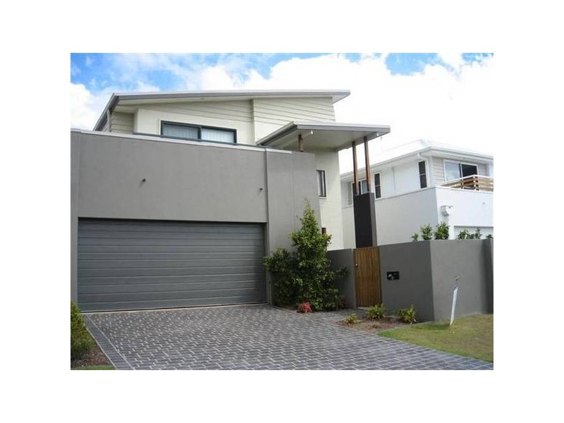 31 Tarawa Street, Kawana Island QLD 4575
