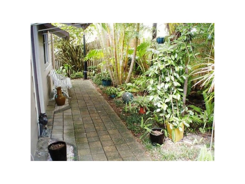 37 Lamington Place, Nambour QLD 4560