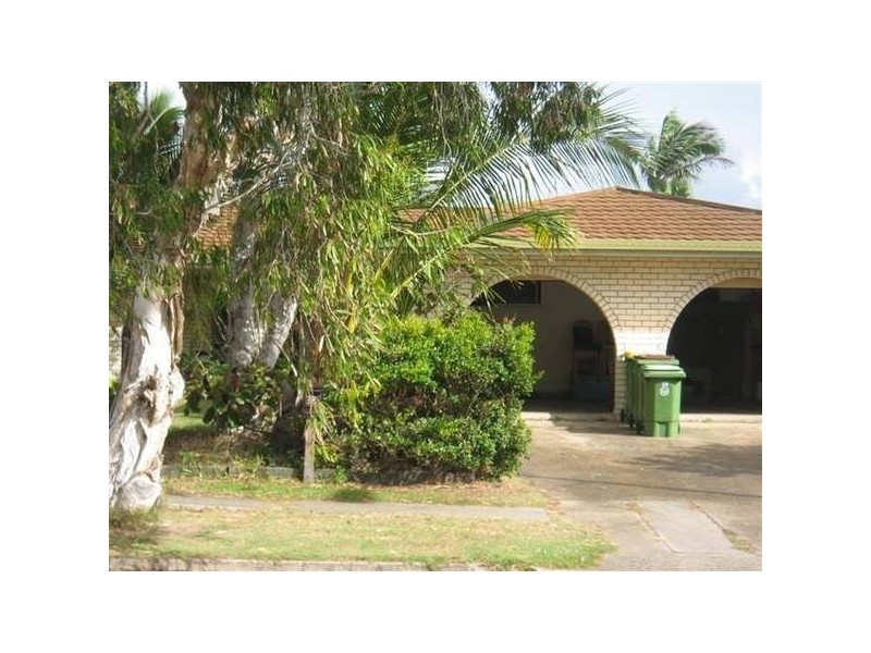 38 Lowanna Drive, Buddina QLD 4575
