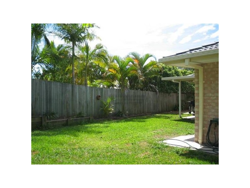 2/12 Parklands Blvd, Little Mountain QLD 4551