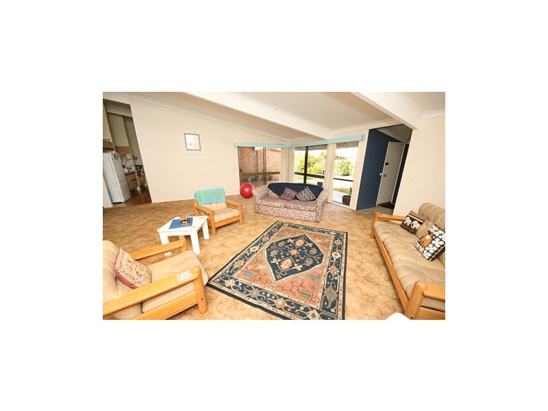 6 Ambako Place, Caloundra QLD 4551