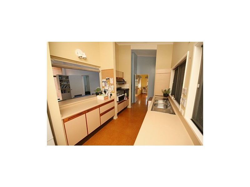 6 Ambako Place, Caloundra QLD 4551