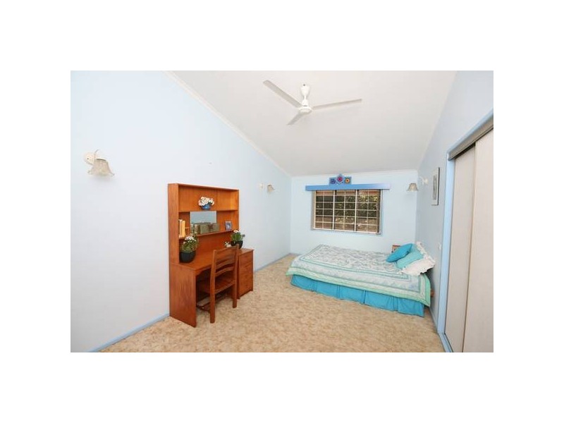 6 Ambako Place, Caloundra QLD 4551