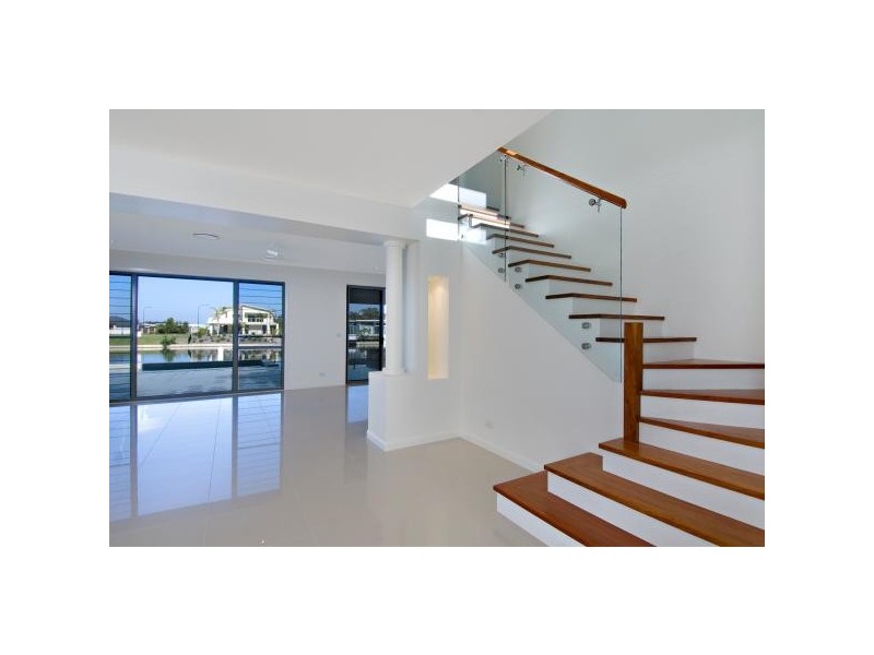 8 Westholme Court, Pelican Waters QLD 4551