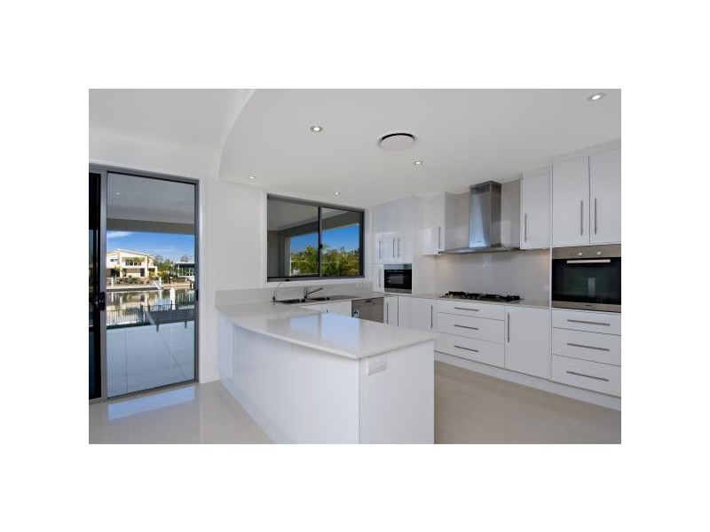 8 Westholme Court, Pelican Waters QLD 4551
