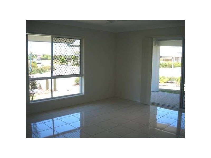 16 Rawson Street, Caloundra West QLD 4551