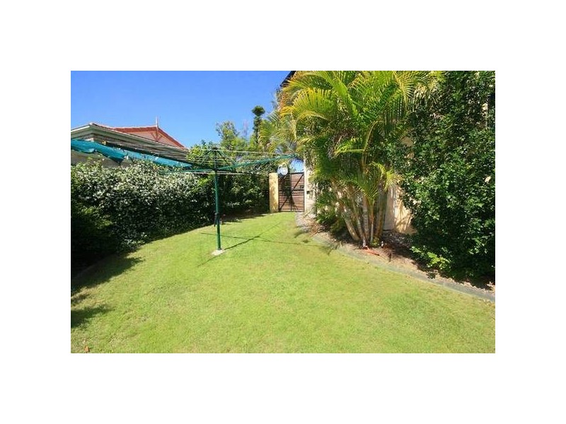 16 Lawman Street, Caloundra QLD 4551