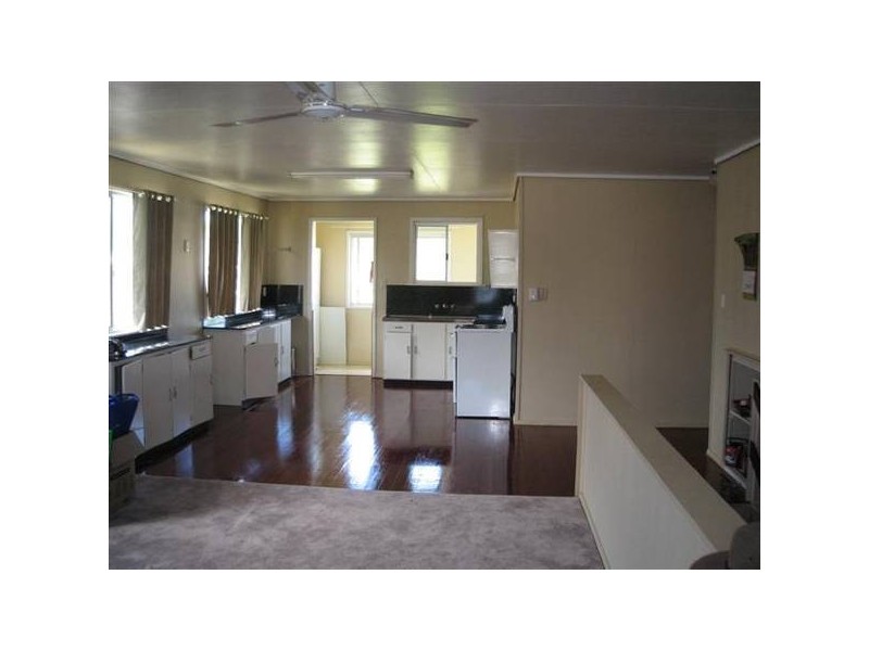 61 Palmer Avenue, Golden Beach QLD 4551