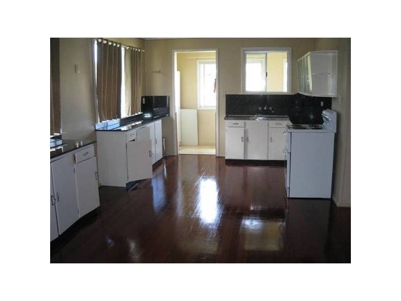 61 Palmer Avenue, Golden Beach QLD 4551