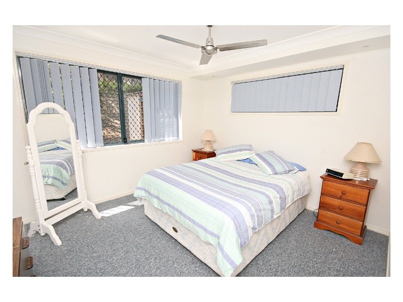 9 The Parkway, Aroona QLD 4551