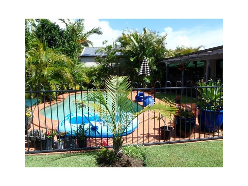 2 Redwood Court, Currimundi QLD 4551
