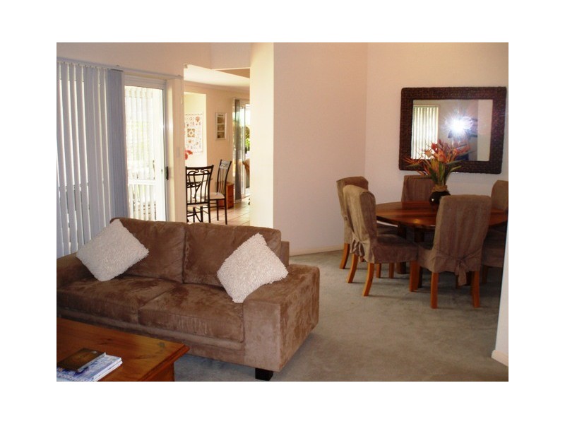 2 Redwood Court, Currimundi QLD 4551