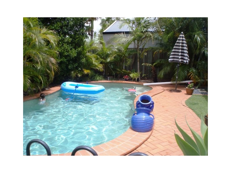 2 Redwood Court, Currimundi QLD 4551