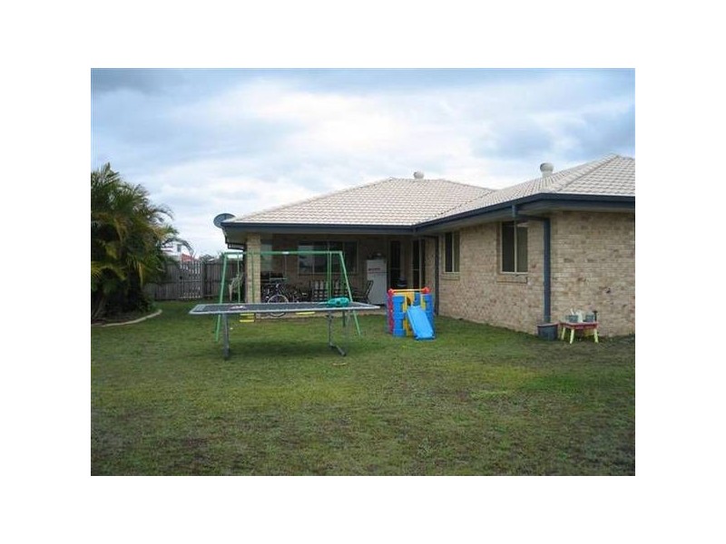 25 Hartley Cres, Little Mountain QLD 4551