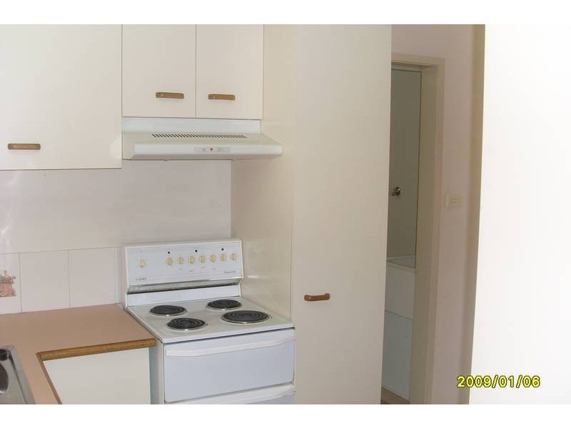 2/100 Beerburrum Street, Dicky Beach QLD 4551