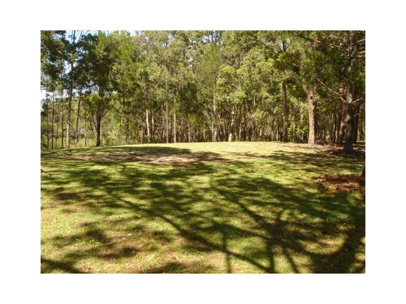 2 Caloundra Road, Little Mountain QLD 4551