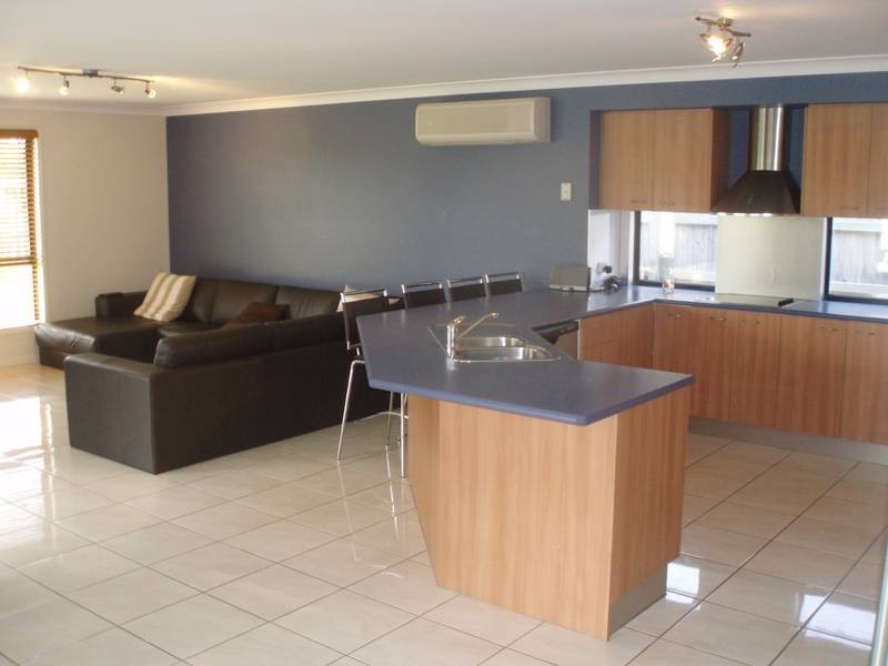 3 Margarita Court, Kawana Island QLD 4575