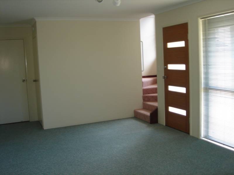 2/2 Moffat Street, Moffat Beach QLD 4551