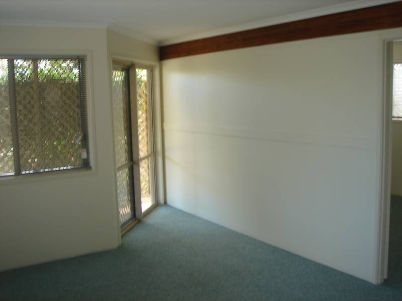 2/2 Moffat Street, Moffat Beach QLD 4551