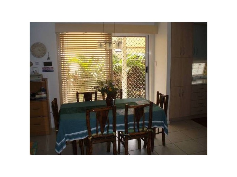 2/11 Suller Street, Caloundra QLD 4551