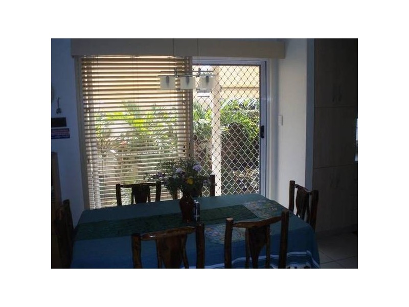2/11 Suller Street, Caloundra QLD 4551