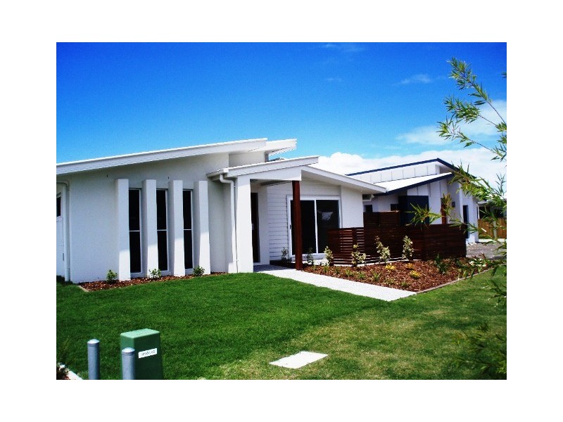 9 The Promenade, Pelican Waters QLD 4551